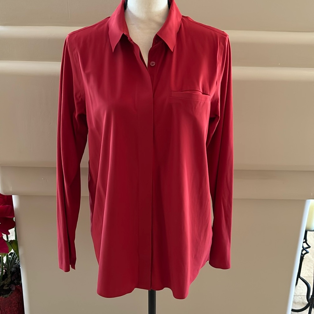 Athleta Urbanite Button Down Shirt. Size S. Excellent Condition. Beautiful Red.